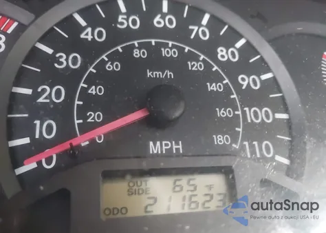 2004 Toyota Corolla Ce z USA, uszkodzony, nr VIN 1NXBR32E34Z268267